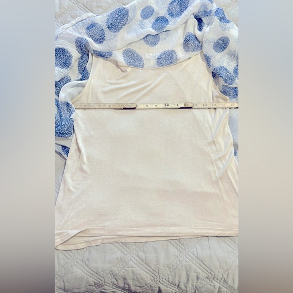 Silk batwing style top - Picture 6 of 6